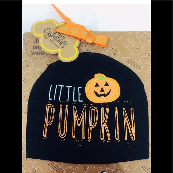 🧡 Baby Halloween Pumpkin Hat And Socks 0-6 M NWT - Picture 2 of 3